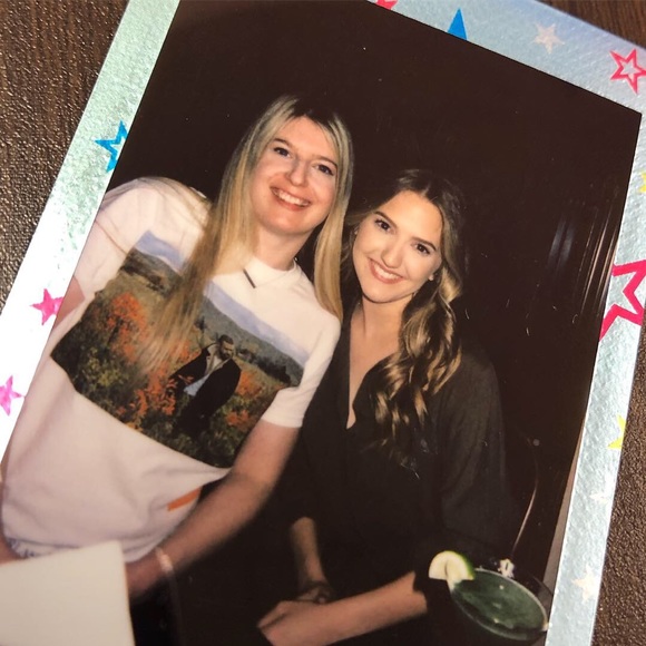 Meet your Posher, Brenna - Picture 1 of 1